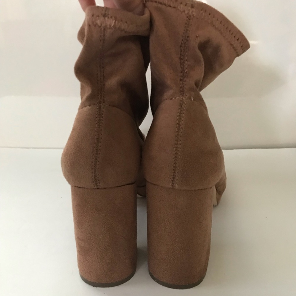 F21 Booties🖤 - Picture 4 of 5
